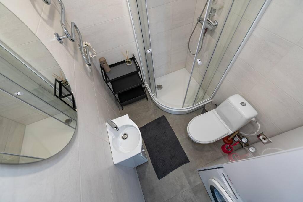 Central 2 Bd Apartment By Hostlovers Kaunas Exterior photo
