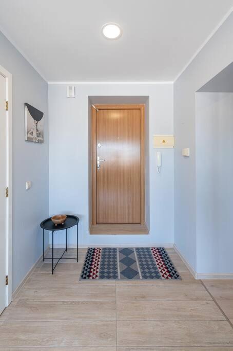Central 2 Bd Apartment By Hostlovers Kaunas Exterior photo